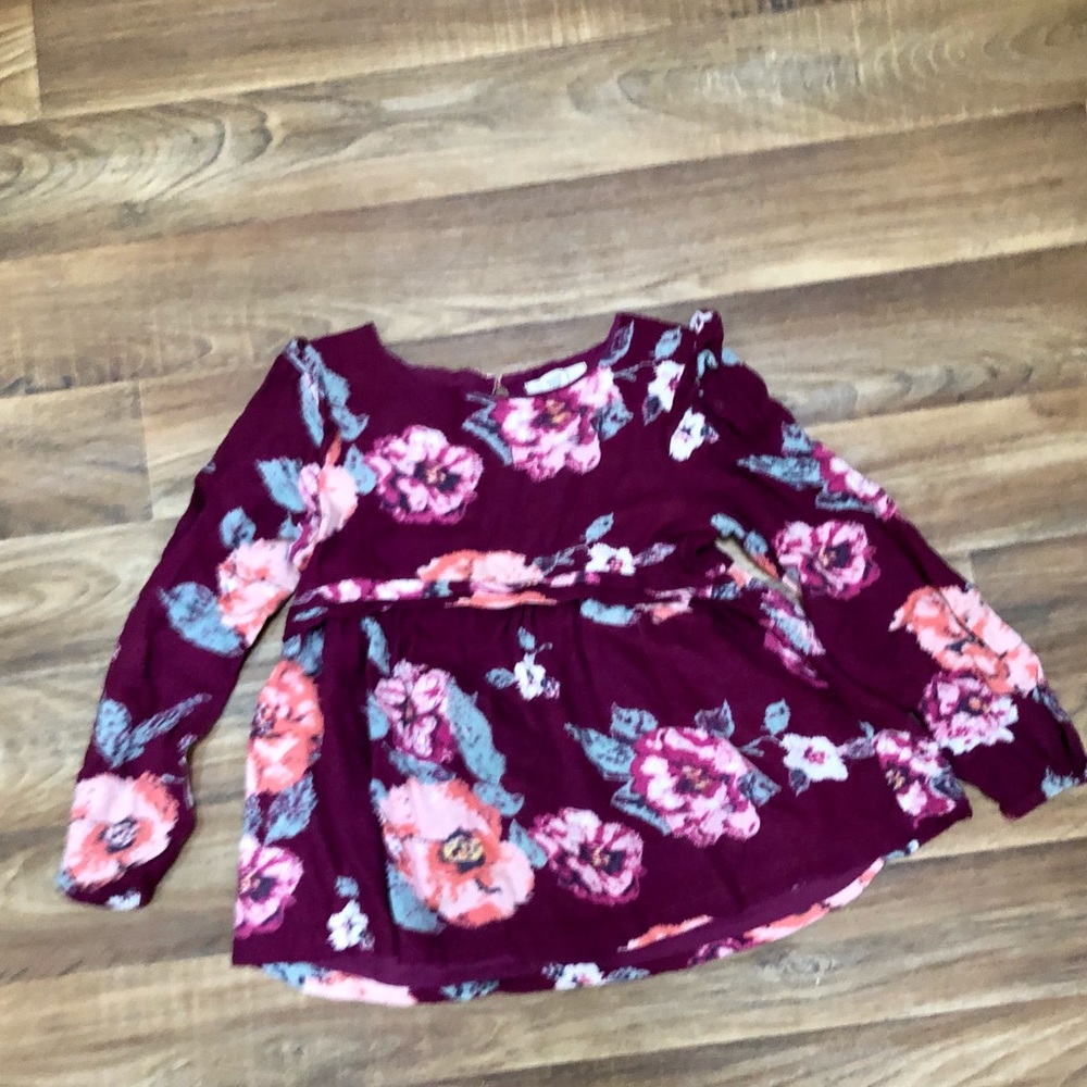 Long sleeve top from peek